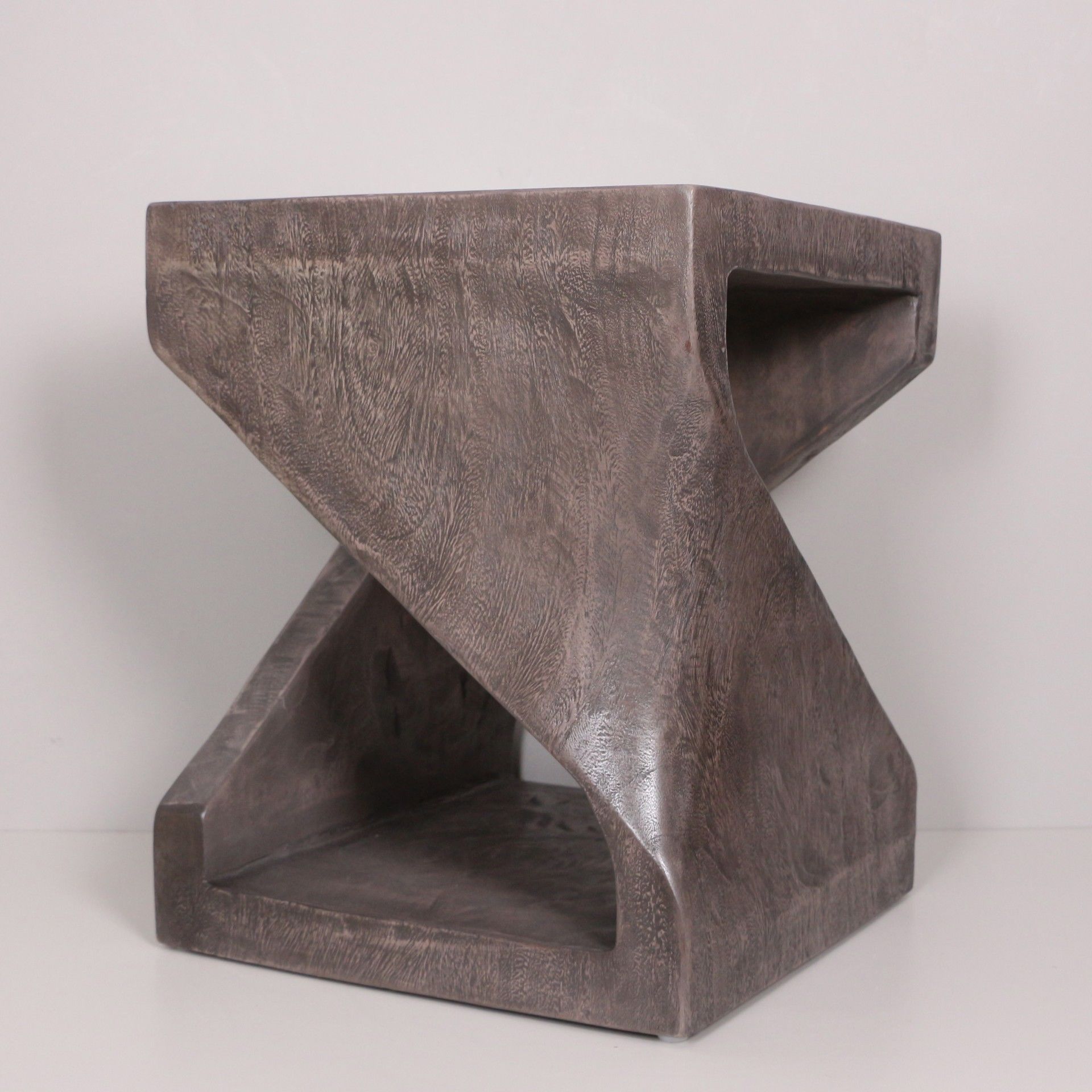 YAKO VİNTAGE TOPRAK RENGİ MUNGUR SEHPA 45X45x55 cm