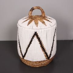 SÖKE BEYAZ MAKROME VE DOĞAL ABAKA - KAPAKLI SEPET 36X40 CM