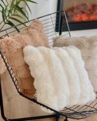 BUBBLE YASTIK KILIFI PELUŞ KIRLENT KILIFI BEJ