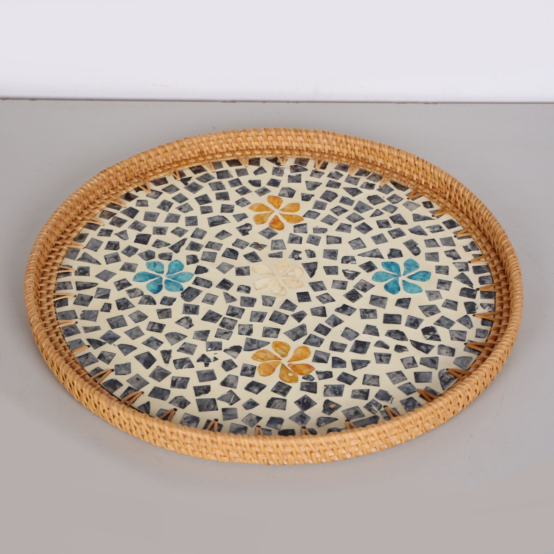 MAREFLORA SEDEFLİ RATTAN TEPSİ & DUVAR DEKORU 40X3 CM